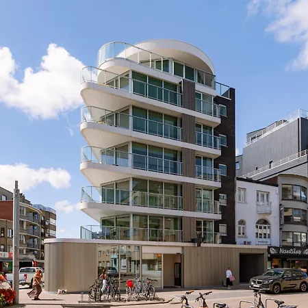 Ferienhaus Coastal Getaway - Free Parking & Balcony - Baldus - 200m From Saint-Idesbald