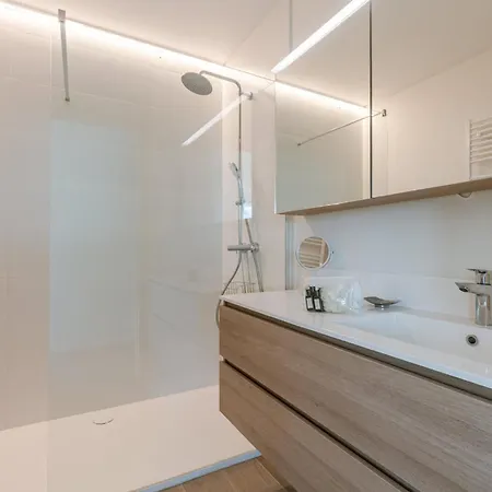 Coastal Getaway - Free Parking & Balcony - Baldus - 200m From Ferienhaus *