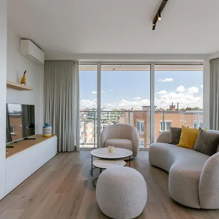 Ferienhaus Coastal Getaway - Free Parking & Balcony - Baldus - 200m From *